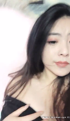 古古小姐的珍藏视频合集：抖音网红直播美女17万人互动