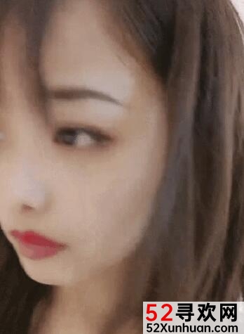 药皇女主播：药皇女主播的神仙表情和呐喊BUFF