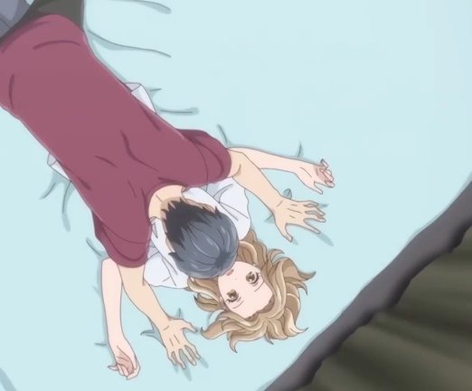 成年人不懂爱：自行打包的彗星社8集剧情，男主和女主在酒店中发生了一晚情，混在一块的憨批们，公司策划和外资顾问也参与了联谊会。