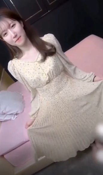 高颜值美眉纯纯欲欲甜美1V136M百度云狂舔猛舔就地政法永久链接