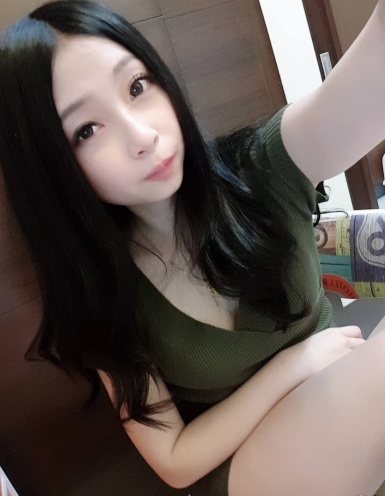 专科护理：胸前软肉小妹的私生活揭秘，露脸福利大放送！（42P）