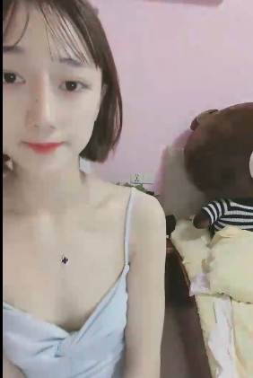 网红母女直播扣穴视频