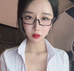 百元定制土豪合集-12V7.56G-网易CC小恩雅