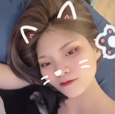 自行打包的王道精选商品：反差小浪女的大胆私拍在闹市中的光“阴”_YL，可在百度盘上获取。