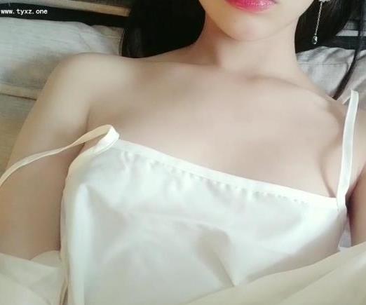 白桃露露西施视频合集