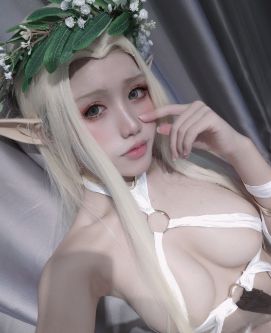 社保姬：保险代理人的工作经历和技巧分享一笑芳香峭婧香薰产品的效果和使用方法介绍巨孚乚桃臀姐姐：健身教练分享臀部塑形的方法和经验合集：多个相关主题的文章集合