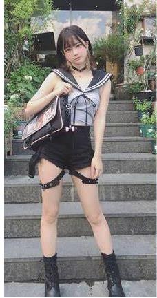 主播球球的百万粉丝私拍展示