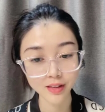 御姐眼镜气质美女苗条身材脱衣舞M腿特写