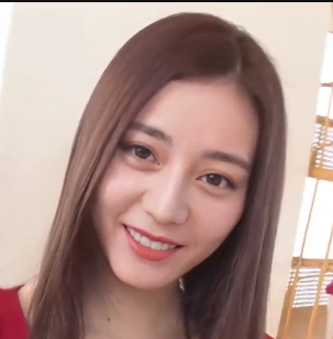 剧情：艾薇和拉女神沉沦高叶和杨颖的黑丝女教师宋轶光“阴”热巴