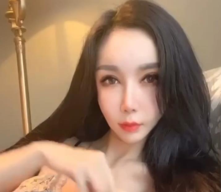 秀人网陈怡曼剧情诱惑5V1.4G