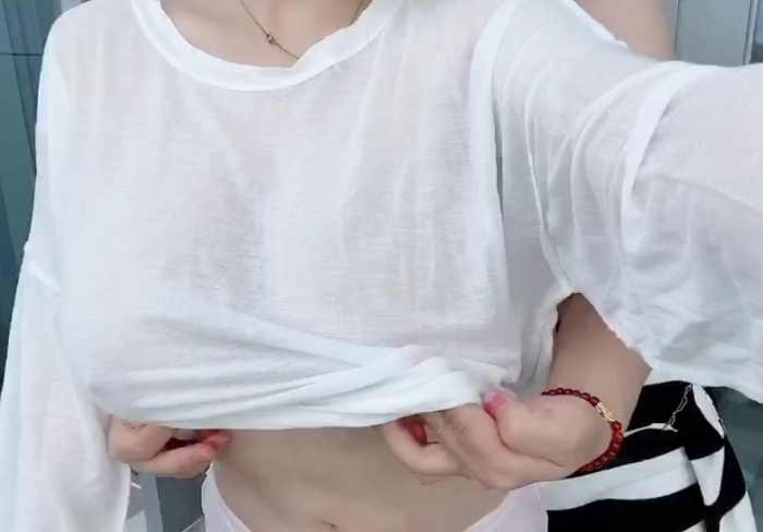 推特网红奶油妹妹私人订制鸡尾酒视频