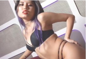 摄影师拍摄的漂亮美女模特作品