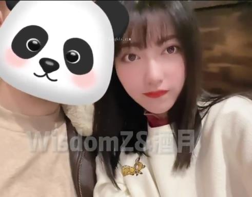 年末女神露脸！酒月21V-1.3G自拍短视频图集下载观看