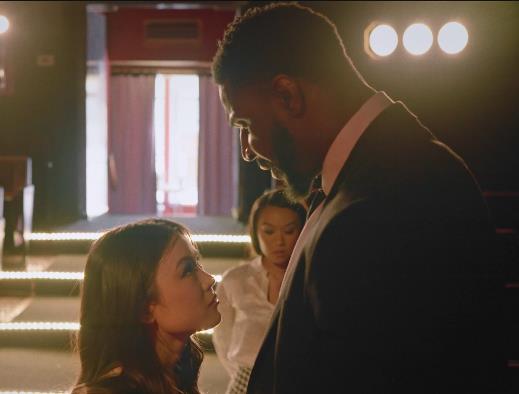 双亚裔美女挑战大黑D，1V-3.6G火爆视频，中文字幕观看