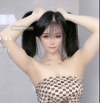 商品曼首次露臉闪现尺度1V视频百度盘下载