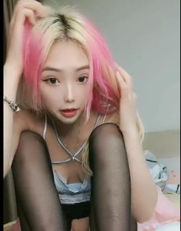 上官宝贝自拍合集27V-8.5G,时长七八小时,福利姬振振棒直播视频珍藏