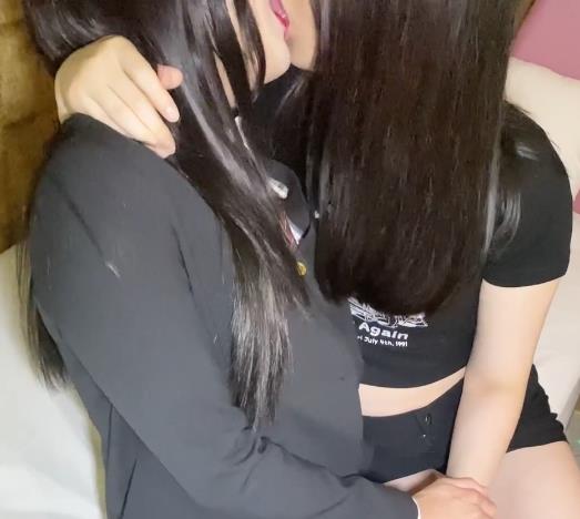 TS-CDTANT的闺蜜Ljy合集：109V14.8G，神秘面孔背后的多人运动OnlyFans作品