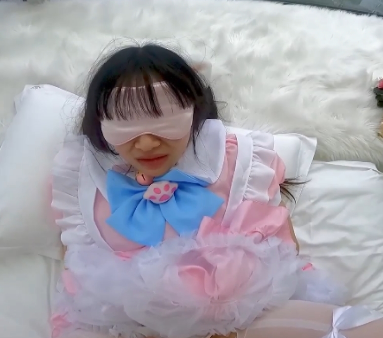 喵喵酱35个视频29.7G资源合集,百度盘打包,穹妹龙女仆康纳女主齐聚