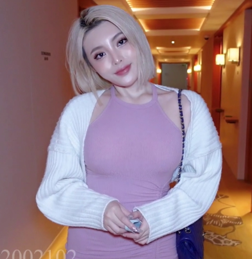 台湾美臀魅惑大合集：黄kitty2002102推特网诱人415V+49G视频下载