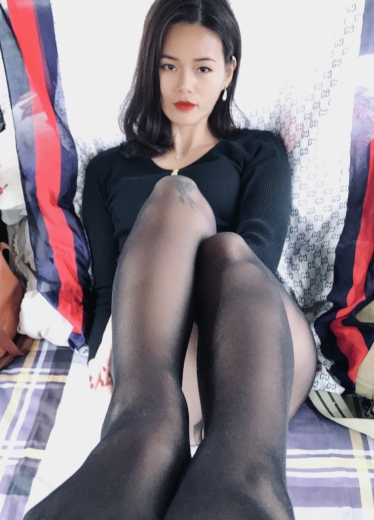 奈丝姐姐:快手网红,百度ED2K视频收藏达97个