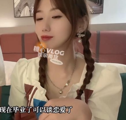 糖心美少女小桃酱被学长骗入酒店，网红勇敢脱险