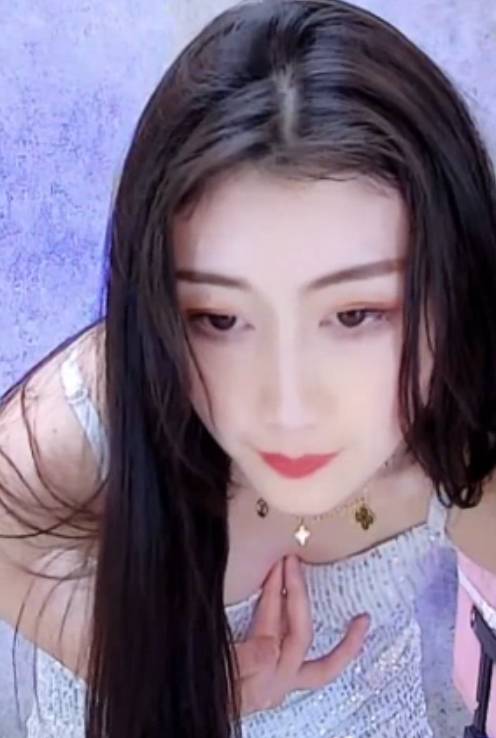 虎牙李遇安土豪定制26v3.8g视频:海口闪耀之作