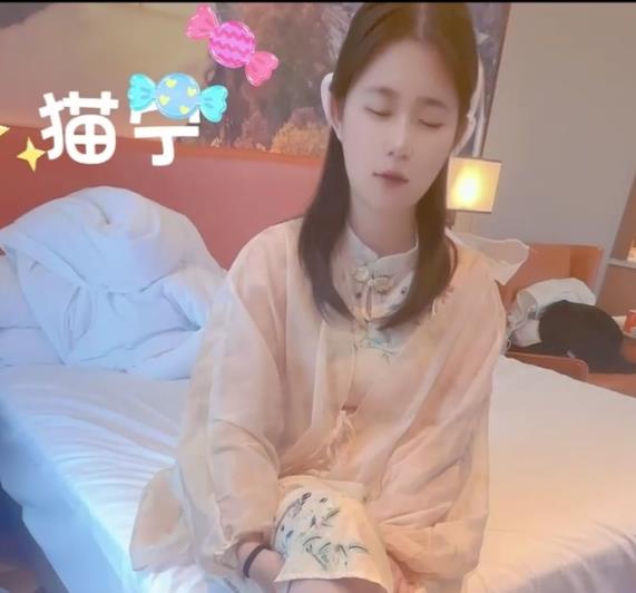 唯美汉服新人猫宁特写15分44秒，深海特效原画定制棒棒糖