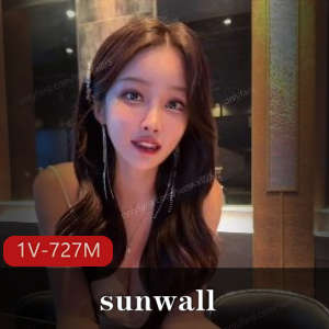 韩国人气女团成员自拍洗手间视频,时长8分钟,颜值服装身材惊艳