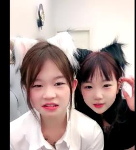 热榜女神小女菩萨露脸直播资源大放送,女仆姐妹秀WC年姐妹花舞蹈道具秀,不容错过!