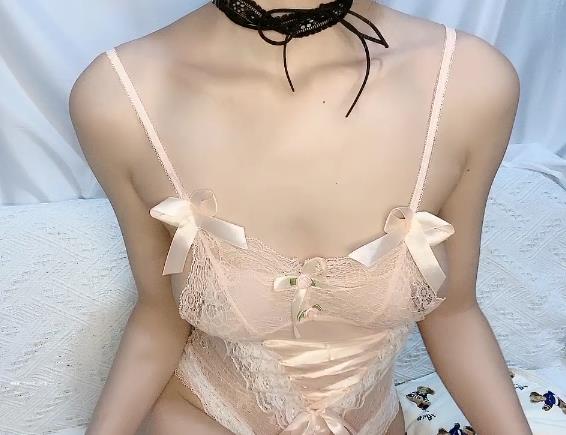 微博网红樱狸子高端定制合集11.7G,二次元少女风格惊艳登场