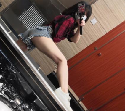 ZombiePuppet社保姬：38个视频，总大小600M，创意烧得很厉害