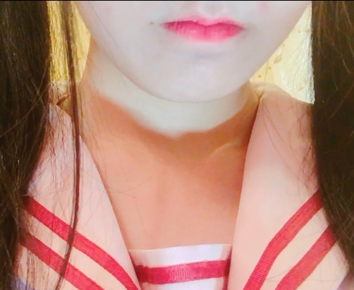 清纯美少女小银狐，动人气质惹人爱，婴儿肥皮肤棒到不行