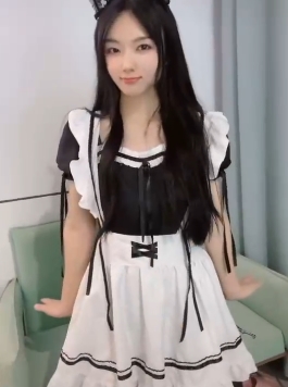 可爱女神雅表演麻辣球球，11部视频+2张照片，老司机快来看！