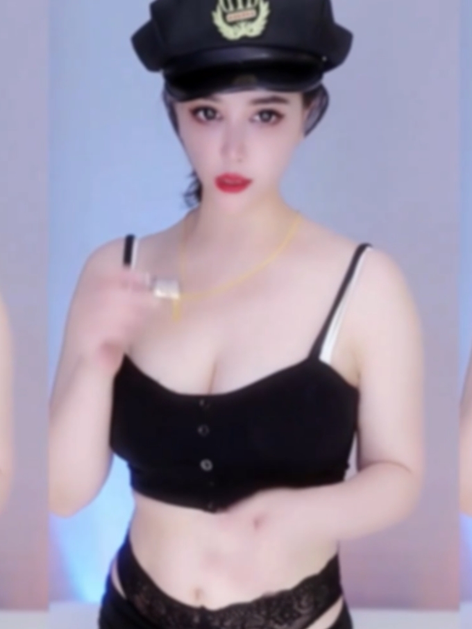 妃儿baby付费群定制热舞视频5V+914M，百度盘下载