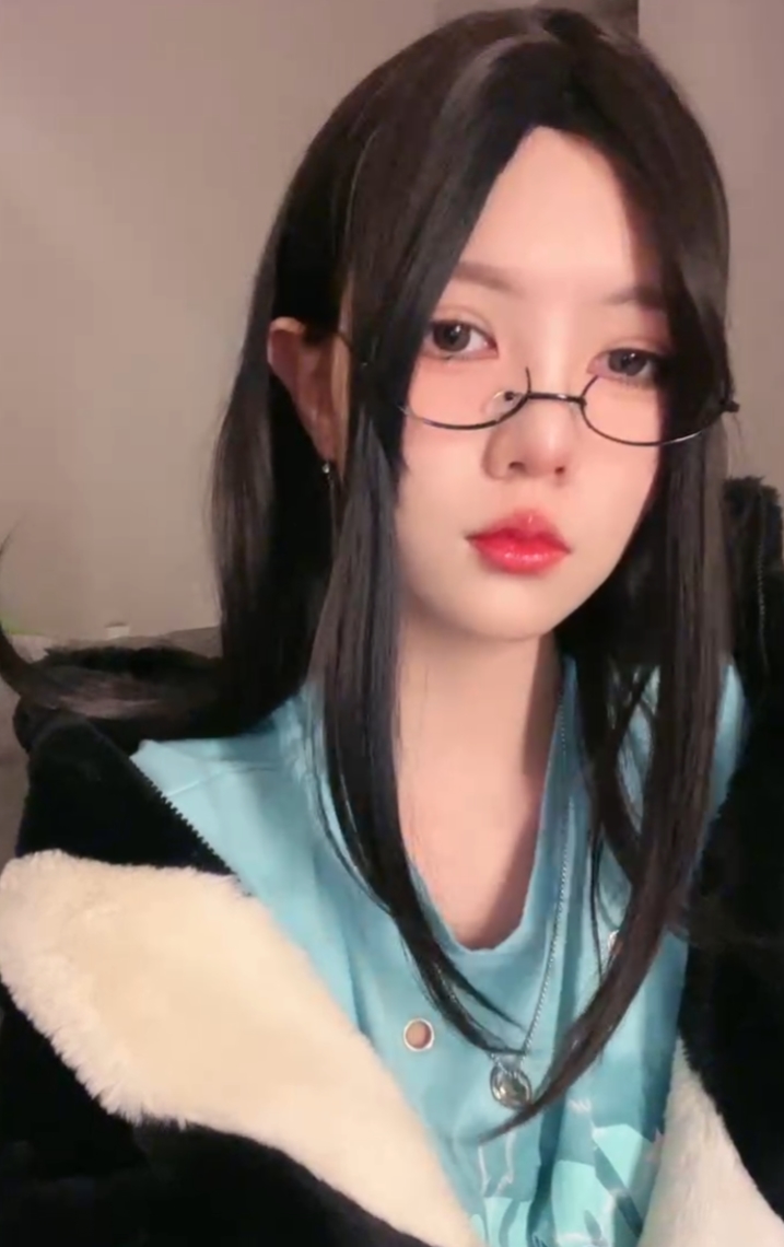 《托尔红绿灯直播》14v+7.5g百度盘下载