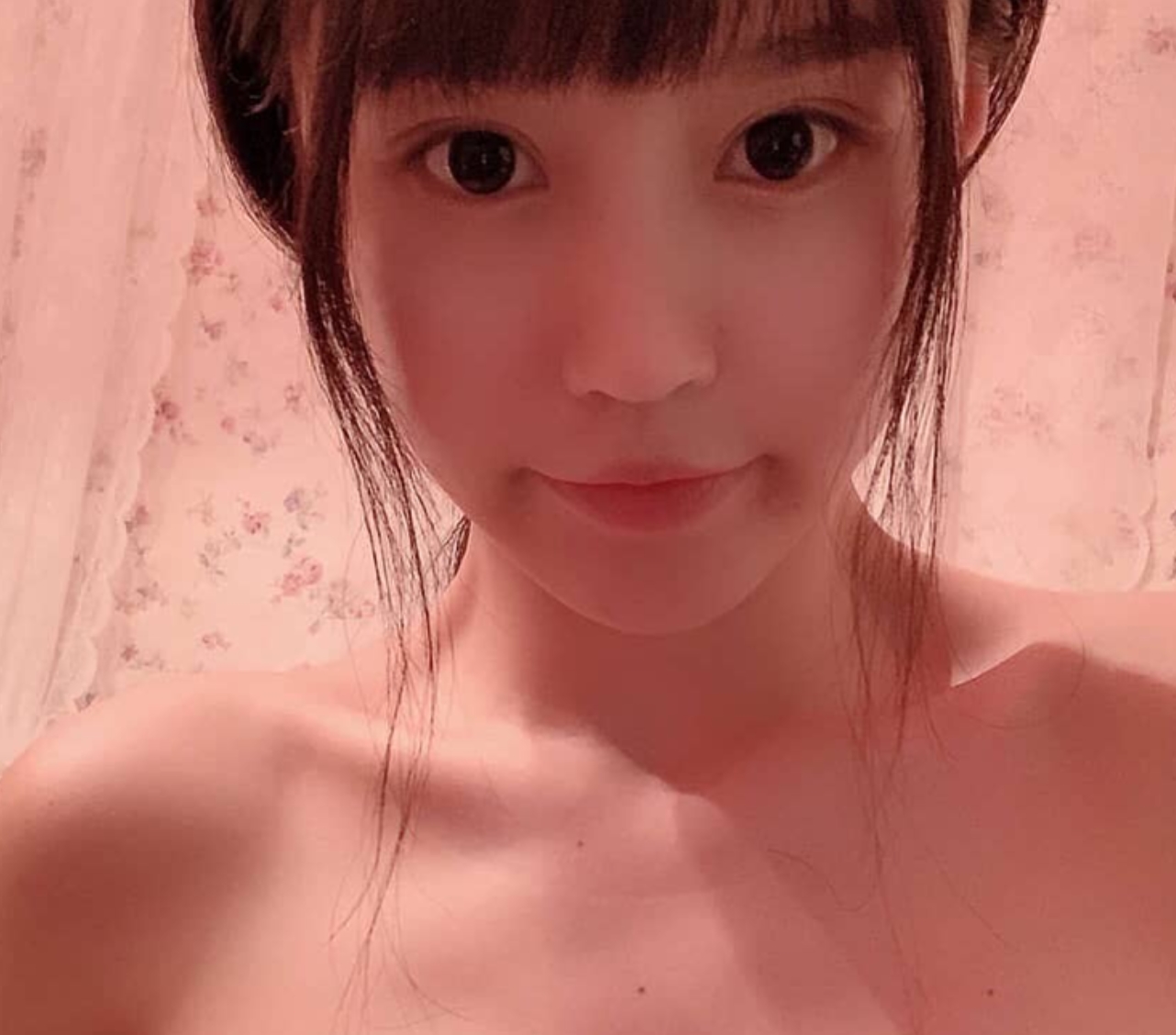 的魅力。快来获取这部90G的作品合集，尽情享受朱可儿带来的视觉盛宴吧！