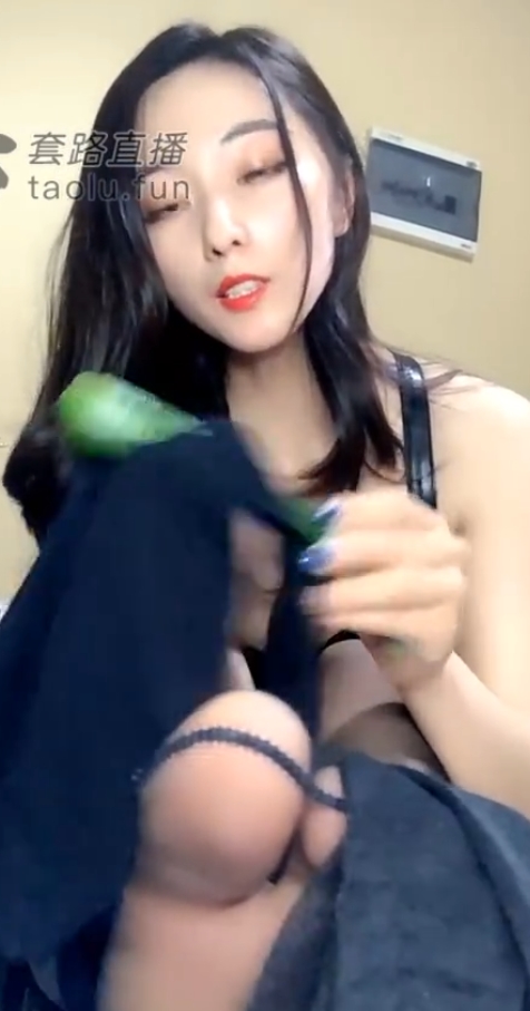 套路直播LisaQueen合集:精彩技巧视频一网打尽