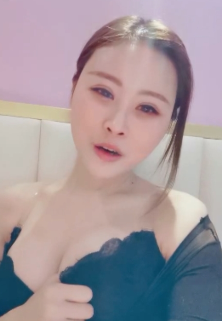 神秘主播可可儿收藏20v5.43g视频,内容丰富多彩,粉丝期待更新