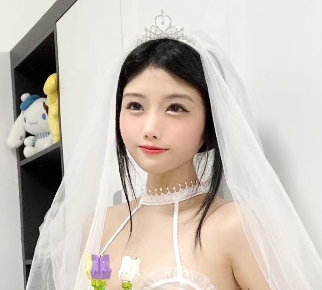 “绝美婚纱风”：喵四剧情婚纱8v1.45g，收藏百度