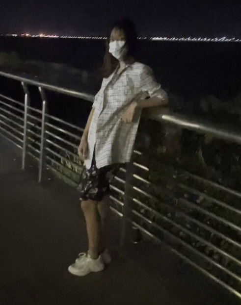 推特xiaoxiaoxin小小星户外展示9v9g:精彩户外视频,收藏必备!