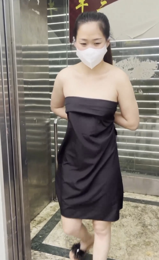 推特xiaoxiaoxin小小星户外展示9v9g:精彩户外视频,收藏必备!