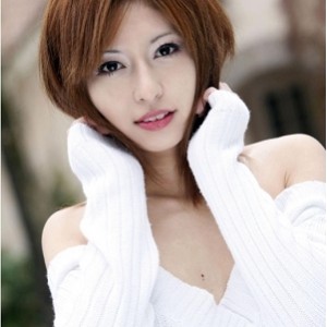 独特魅力尽显！JVID一字马展示Angelababy惊艳亮相