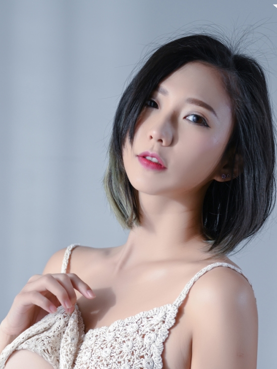 一个庞大的支持群体。随着时间的推移,米欧的影响力也在不断扩大,她的未来发展备受期待。