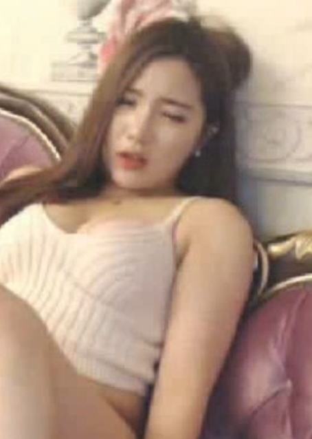 韩国BJ花倪:38v实力10.5g人气,KS平台直播收藏27