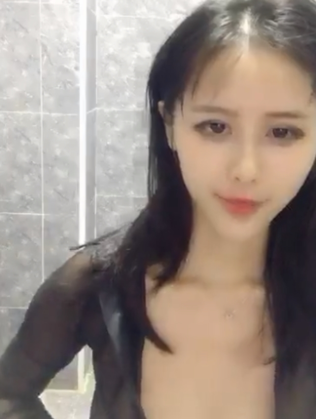 朴妮唛：大罩杯主播合集，骚气十足