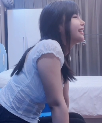 中收集了李明的精彩表现,让观众近距离感受他的魅力。自行打包个人精选高颜值探花合集,绝对是粉丝们不容错过的珍藏!