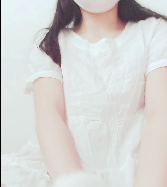 是斗鱼平台上的一份珍贵私藏,汇集了宅男们心中经典的粉嫩软妹铃铛的绝版浮力姬作品。视频数量27个,总大小990MB,清晰细腻,让您尽情欣赏铃铛的每一个可爱细节。绝对是收藏社保级别的珍藏!27V990MB