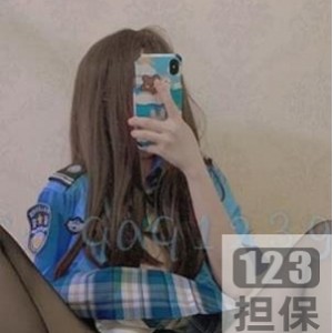 浮力姬视频合集：性感主播嗝崽的码，白丝黑丝尽显魅力，370M精彩内容等你观赏！