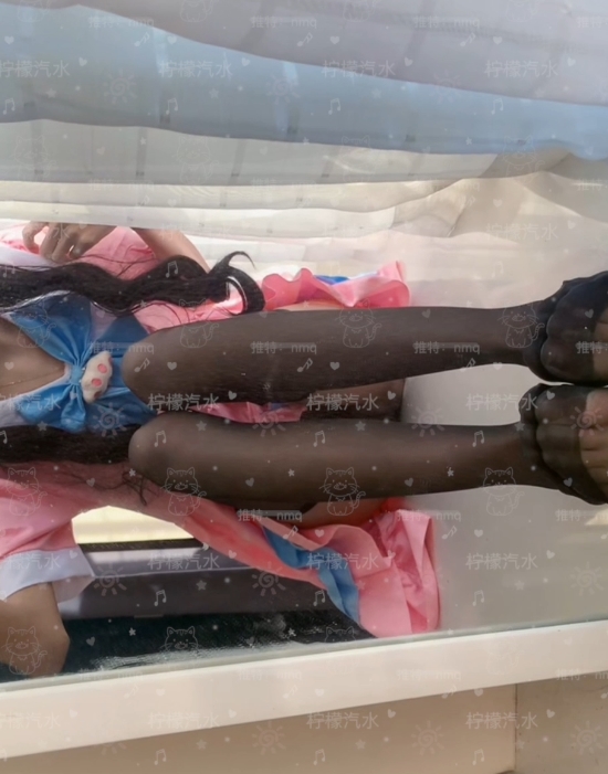 清爽弄净!柠檬汽水私人定制热舞合集23v7.1g,舞台魅力无限,收藏狂潮!