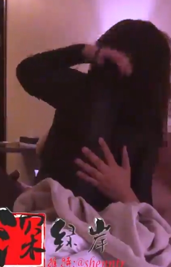 推特绿帽妻子小狗:腐猫儿221v25g,百度ED2K视频收藏